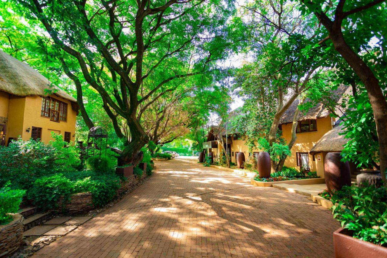 The Garden Venue Hotel Johannesbourg Extérieur photo